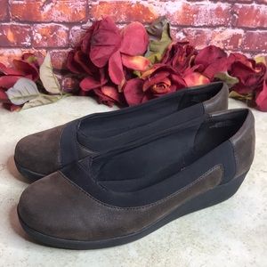 easy spirit kathleen casual wedges